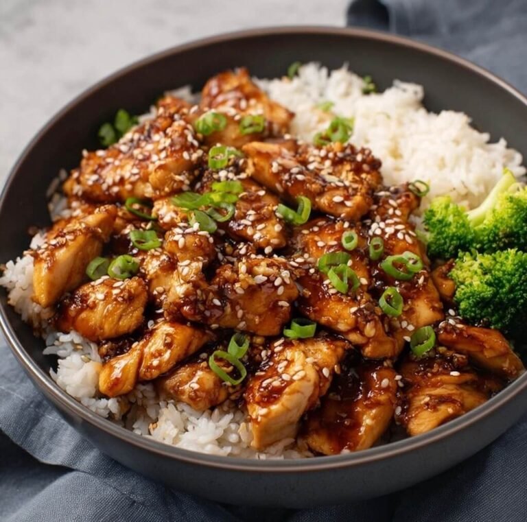 How to Make a Flavorful Honey Garlic Chicken Rice Bowl at Home
