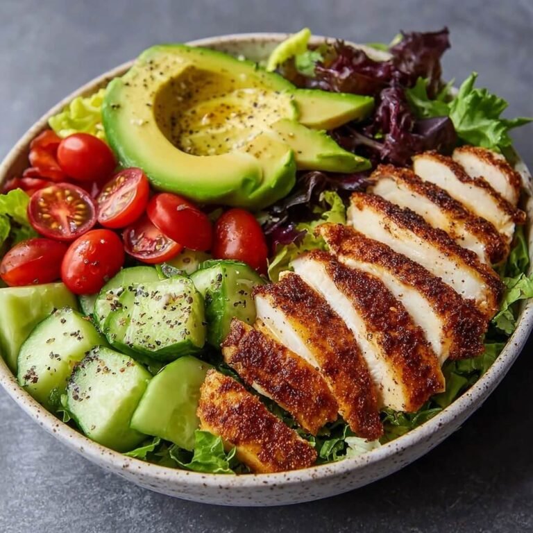 Fresh and Flavorful Grilled Chicken Avocado Salad Bowl Recipe