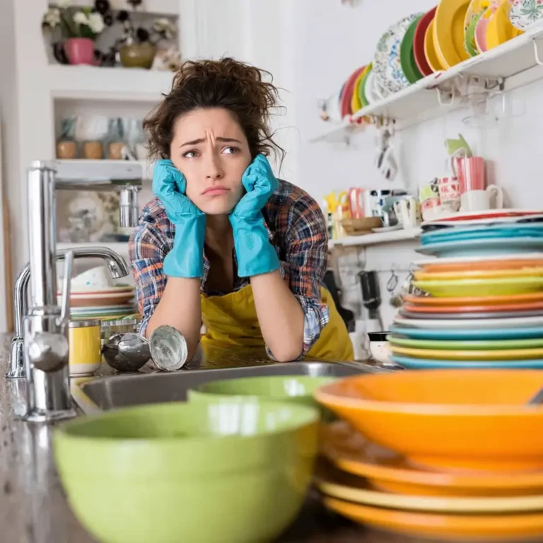 The Minimalist Kitchen Cleaning Routine: Simplify Your Space